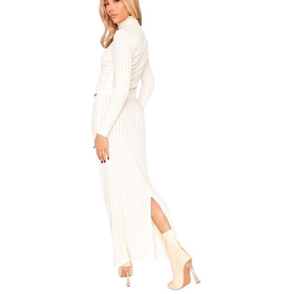 Pretty Little Thing - Cream Rib Knit Turtleneck Top And Maxi Skirt Set - Picture 2 of 5